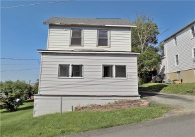 16 McCormick Ave, Uniontown, 15401, 2 Bedrooms Bedrooms, ,1 BathroomBathrooms,Residential,For Sale,McCormick Ave,1607979