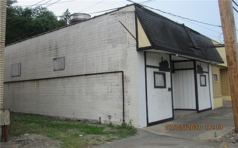 395 Front St, Fredericktown, 15333, ,Commercial-industrial-business,For Sale,Front St,1612002