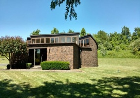 580 Duck Hollow Rd, Uniontown, 15401, ,Commercial-industrial-business,For Sale,Duck Hollow Rd,1612312