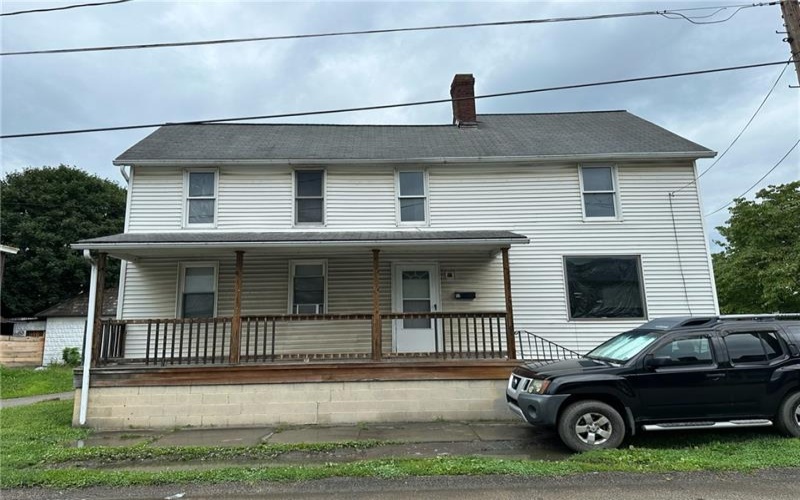 12 Lawn Avenue, Uniontown, 15401, 3 Bedrooms Bedrooms, 10 Rooms Rooms,2 BathroomsBathrooms,Residential,For Sale,Lawn Avenue,1619405