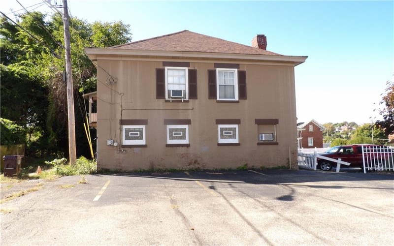 81 Pennsylvania Ave, Uniontown, 15401, ,Multi-unit,For Sale,Pennsylvania Ave,1626957