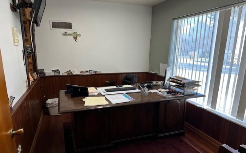 2915 Leechburg Road, Lower Burrell, 15068, ,Commercial-industrial-business,For Sale,Leechburg Road,1633530