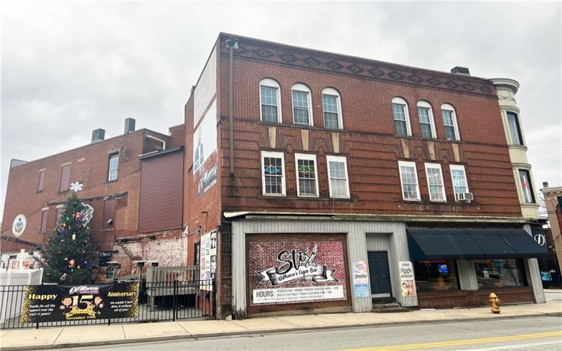 26 Morgantown St, Uniontown, 15401, ,Commercial-industrial-business,For Sale,Morgantown St,1633719