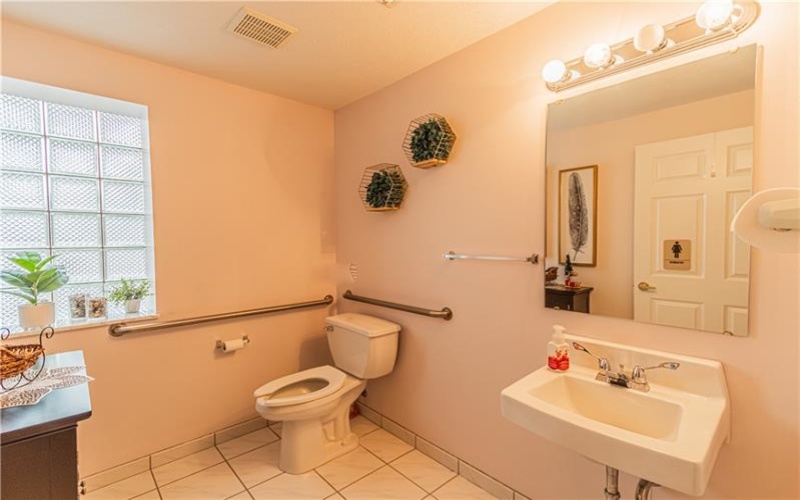 333 Freeport St, New Kensington, 15068, ,0.1 BathroomBathrooms,Lease,For Sale,Freeport St,1636516