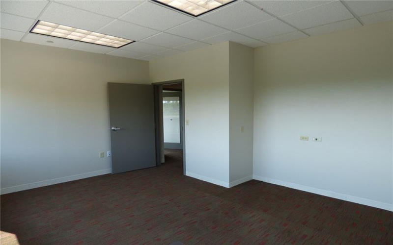 380 Southpointe Blvd Suites 115, 120, 300, 325, Canonsburg, 15317, ,Commercial-industrial-business,For Sale,Southpointe Blvd Suites 115, 120, 300, 325,1638559