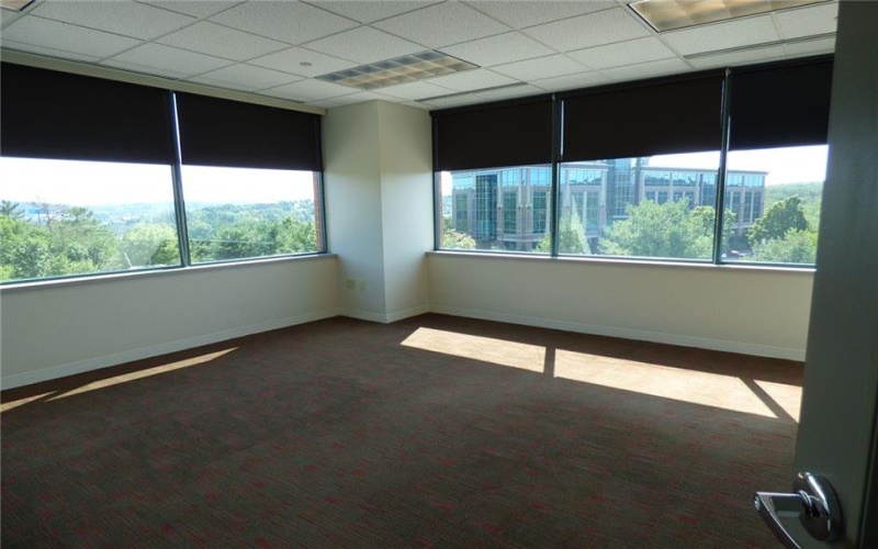 380 Southpointe Blvd Suites 115, 120, 300, 325, Canonsburg, 15317, ,Commercial-industrial-business,For Sale,Southpointe Blvd Suites 115, 120, 300, 325,1638559