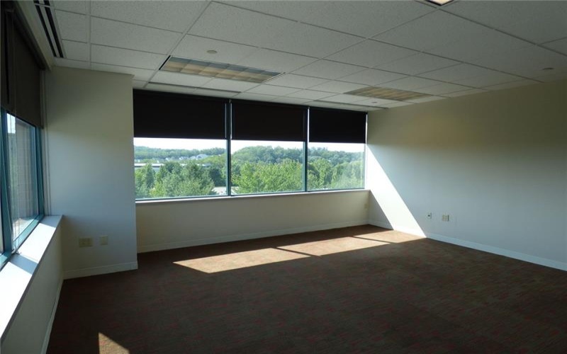 380 Southpointe Blvd Suites 115, 120, 300, 325, Canonsburg, 15317, ,Commercial-industrial-business,For Sale,Southpointe Blvd Suites 115, 120, 300, 325,1638559