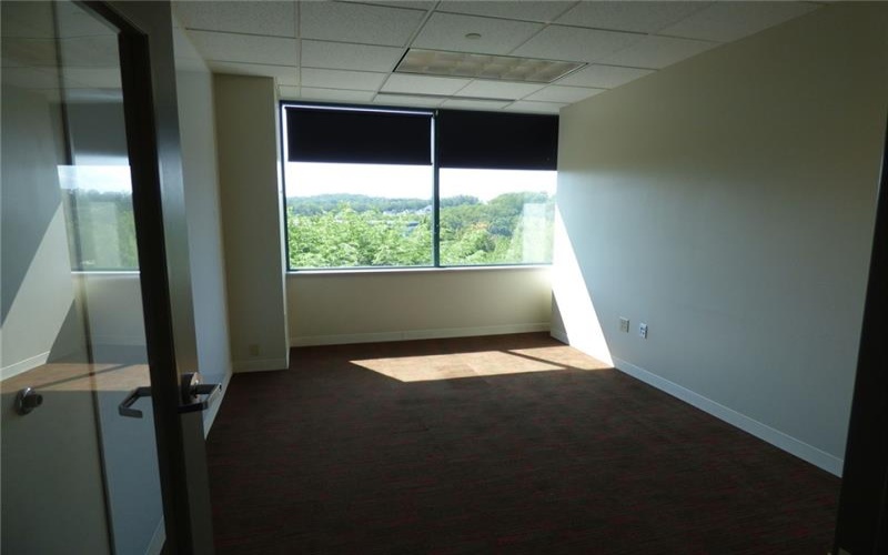 380 Southpointe Blvd Suites 115, 120, 300, 325, Canonsburg, 15317, ,Commercial-industrial-business,For Sale,Southpointe Blvd Suites 115, 120, 300, 325,1638559