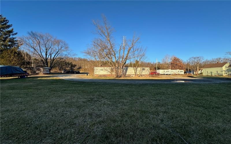 405 Arona Road, New Stanton, 15672, ,Farm-acreage-lot,For Sale,GARAGE, VACANT MOBILE HOMES,Arona Road,1639948