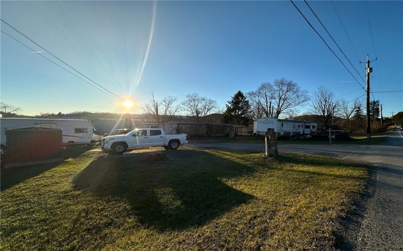 405 Arona Road, New Stanton, 15672, ,Farm-acreage-lot,For Sale,GARAGE, VACANT MOBILE HOMES,Arona Road,1639948