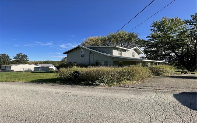 466 Old Route 51 Rd, Smock, 15480, 3 Bedrooms Bedrooms, ,1 BathroomBathrooms,Residential,For Sale,Old Route 51 Rd,1642523