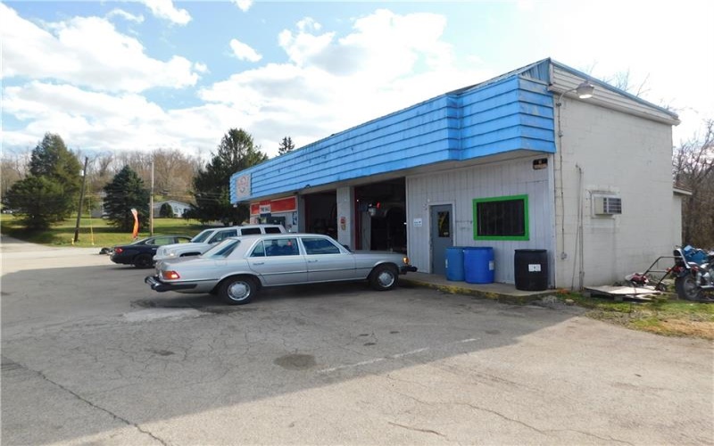 1115 Connellsville Road, Uniontown, 15401, ,Commercial-industrial-business,For Sale,Connellsville Road,1643575