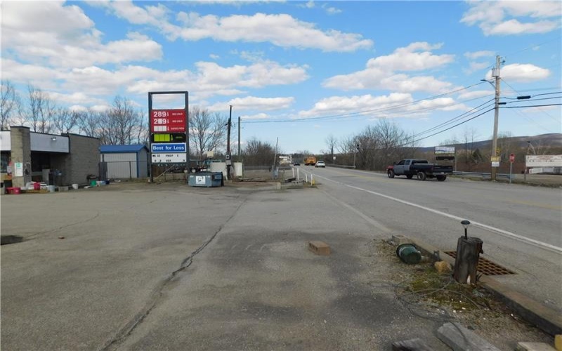 1115 Connellsville Road, Uniontown, 15401, ,Commercial-industrial-business,For Sale,Connellsville Road,1643575