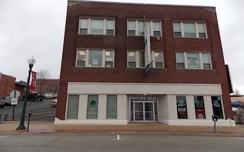 31 Chestnut, Washington, 15301, ,Commercial-industrial-business,For Sale,Chestnut,1644367