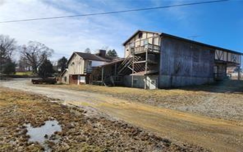 3937 Route 31 711, Jones Mills, 15646, ,Commercial-industrial-business,For Sale,Route 31 711,1644644