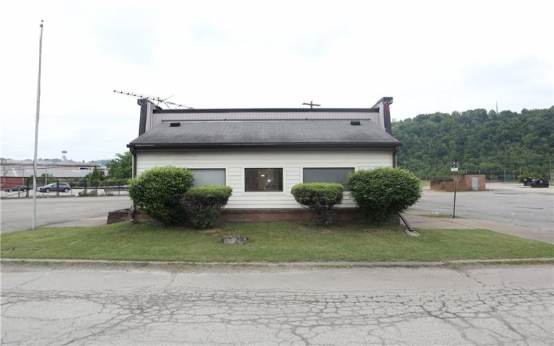 90 Chamber Plz, Charleroi, 15022, ,Commercial-industrial-business,For Sale,Chamber Plz,1653692