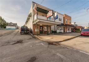 520 BROAD AVE, BELLE VERNON, 15012, ,Commercial-industrial-business,For Sale,BROAD AVE,1654144