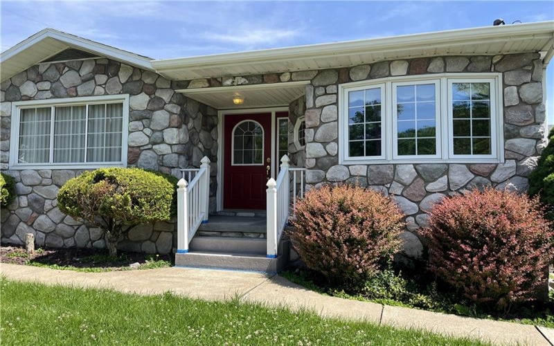 100 ROHALEY LANE, Smock, 15480, 2 Bedrooms Bedrooms, 7 Rooms Rooms,1.1 BathroomsBathrooms,Residential,For Sale,ROHALEY LANE,1654972