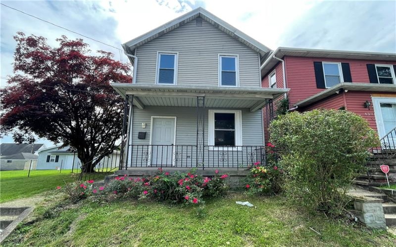 435 1st St, Donora, 15033, 3 Bedrooms Bedrooms, 7 Rooms Rooms,1 BathroomBathrooms,Residential,For Sale,1st St,1654980