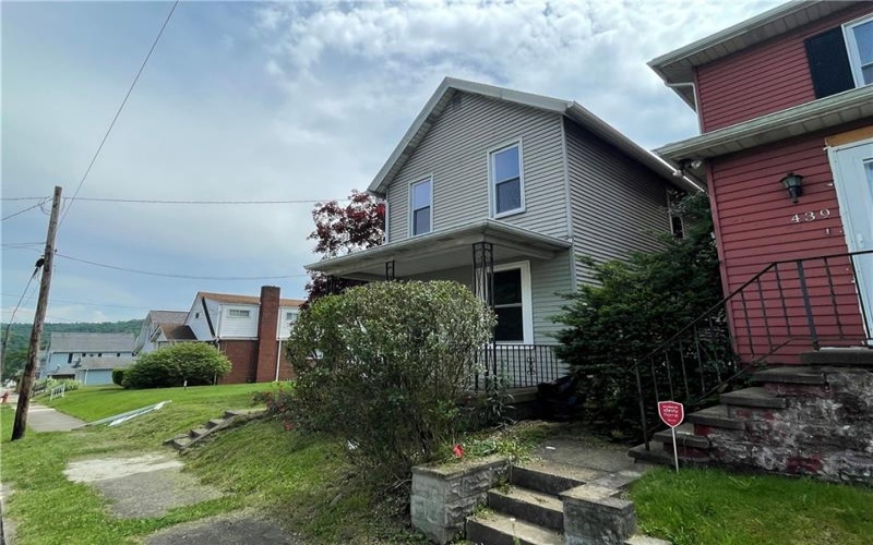 435 1st St, Donora, 15033, 3 Bedrooms Bedrooms, 7 Rooms Rooms,1 BathroomBathrooms,Residential,For Sale,1st St,1654980