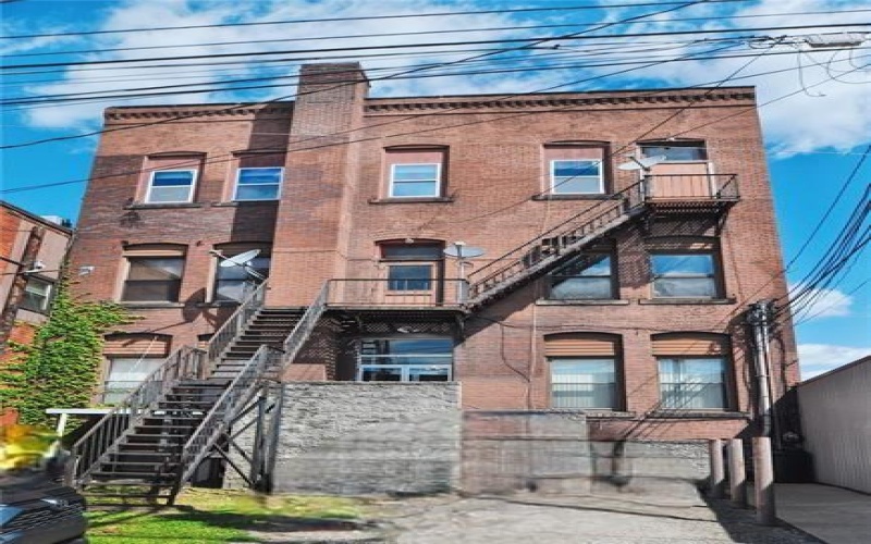 50 MAIN STREET, UNIONTOWN, 15401, ,Commercial-industrial-business,For Sale,MAIN STREET,1654994