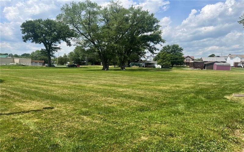 63 LYONS AVENUE, Fairchance, 15436, ,Farm-acreage-lot,For Sale,Garage,LYONS AVENUE,1655045
