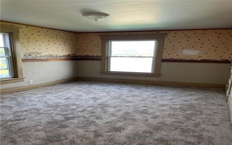 114 MAIN STREET, Masontown, 15461, 3 Bedrooms Bedrooms, 7 Rooms Rooms,2 BathroomsBathrooms,Residential,For Sale,MAIN STREET,1655146