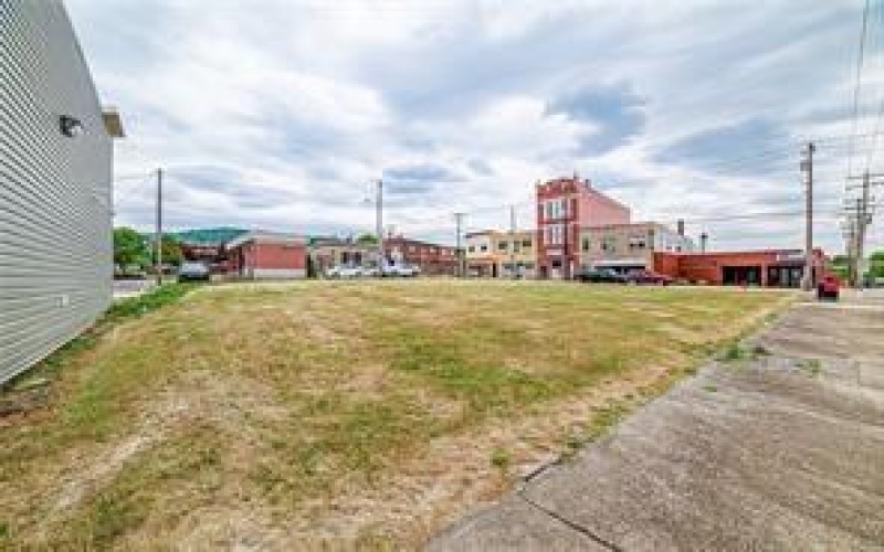 Lot A & B 1st Avenue, Derry, 15627, ,Commercial-industrial-business,For Sale,1st Avenue,1658298