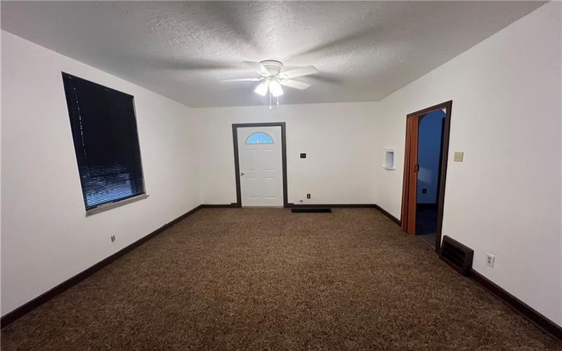 2864 Leechburg Rd, New Kensington, 15068, ,Multi-unit,For Sale,Leechburg Rd,1658544
