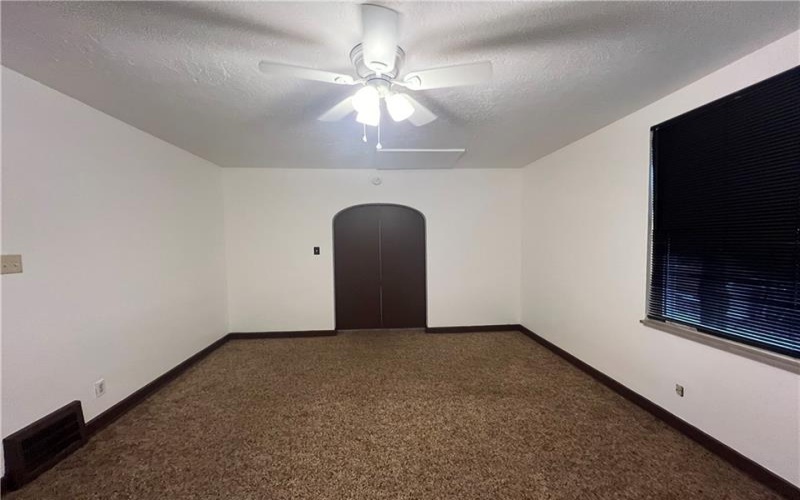 2864 Leechburg Rd, New Kensington, 15068, ,Multi-unit,For Sale,Leechburg Rd,1658544