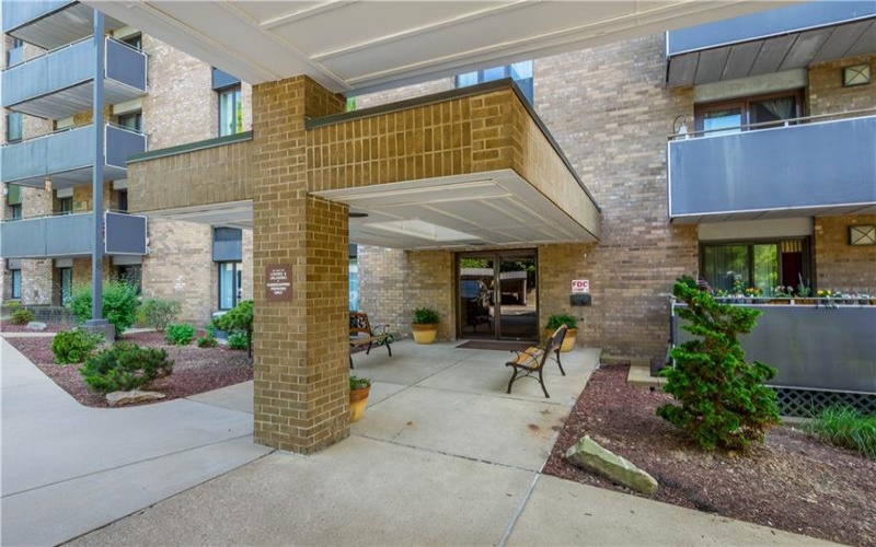 820 East Beau Street, Washington, 15301, 3 Bedrooms Bedrooms, 7 Rooms Rooms,3 BathroomsBathrooms,Residential,For Sale,East Beau Street,1660478
