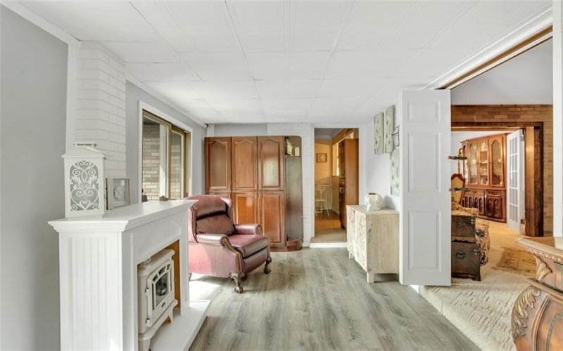 4045 Blue Willow, Irwin, 15642, 3 Bedrooms Bedrooms, 10 Rooms Rooms,2 BathroomsBathrooms,Residential,For Sale,Blue Willow,1660724