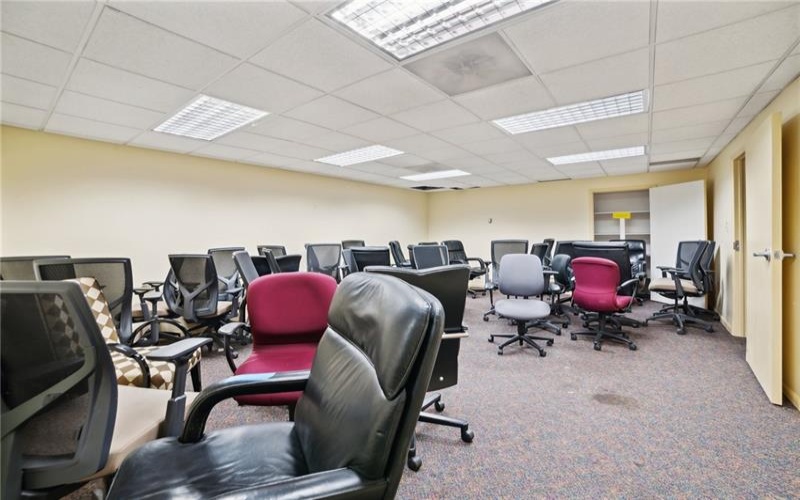 520 Pleasant Valley Rd, Trafford, 15085, ,Commercial-industrial-business,For Sale,Pleasant Valley Rd,1661005