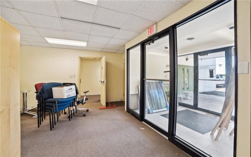520 Pleasant Valley Rd, Trafford, 15085, ,Commercial-industrial-business,For Sale,Pleasant Valley Rd,1661005