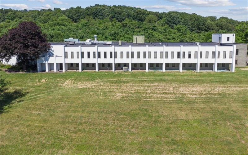 520 Pleasant Valley Rd, Trafford, 15085, ,Commercial-industrial-business,For Sale,Pleasant Valley Rd,1661005