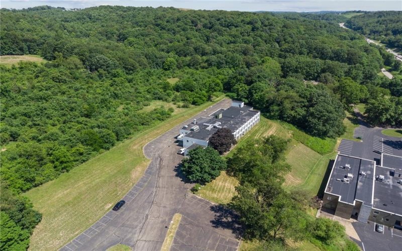 520 Pleasant Valley Rd, Trafford, 15085, ,Commercial-industrial-business,For Sale,Pleasant Valley Rd,1661005