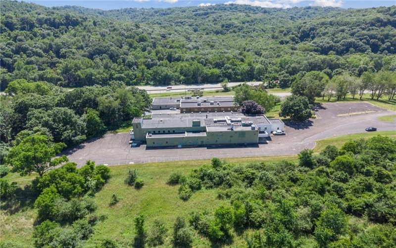 520 Pleasant Valley Rd, Trafford, 15085, ,Commercial-industrial-business,For Sale,Pleasant Valley Rd,1661005
