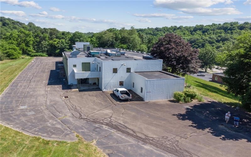 520 Pleasant Valley Rd, Trafford, 15085, ,Commercial-industrial-business,For Sale,Pleasant Valley Rd,1661005