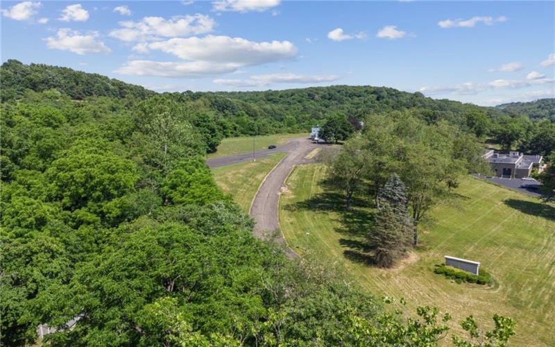 520 Pleasant Valley Rd, Trafford, 15085, ,Commercial-industrial-business,For Sale,Pleasant Valley Rd,1661005