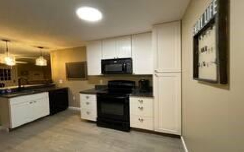 339 State Route 711, Jones Mills, 15646, ,Commercial-industrial-business,For Sale,State Route 711,1661698