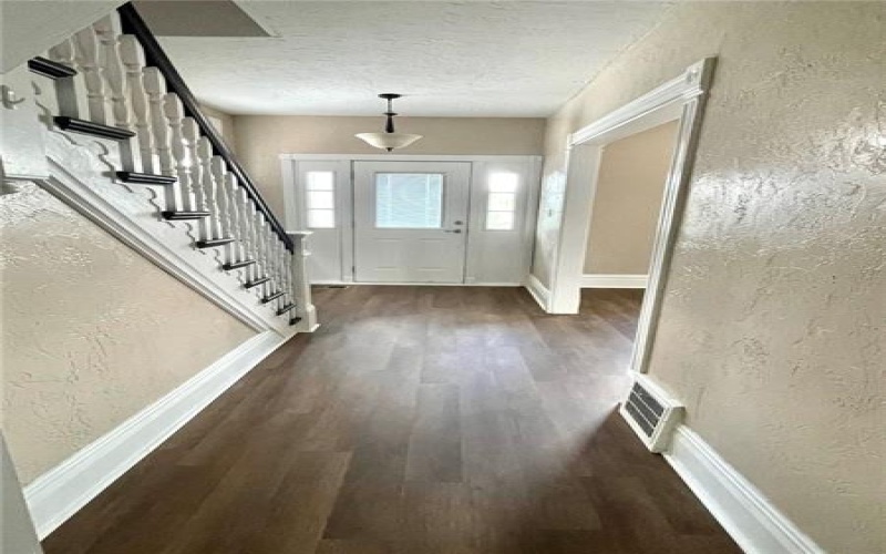 3 5th St, Youngwood, 15697, 3 Bedrooms Bedrooms, 7 Rooms Rooms,1 BathroomBathrooms,Residential,For Sale,5th St,1663034