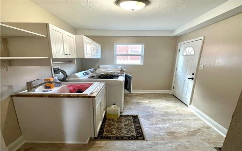 3 5th St, Youngwood, 15697, 3 Bedrooms Bedrooms, 7 Rooms Rooms,1 BathroomBathrooms,Residential,For Sale,5th St,1663034
