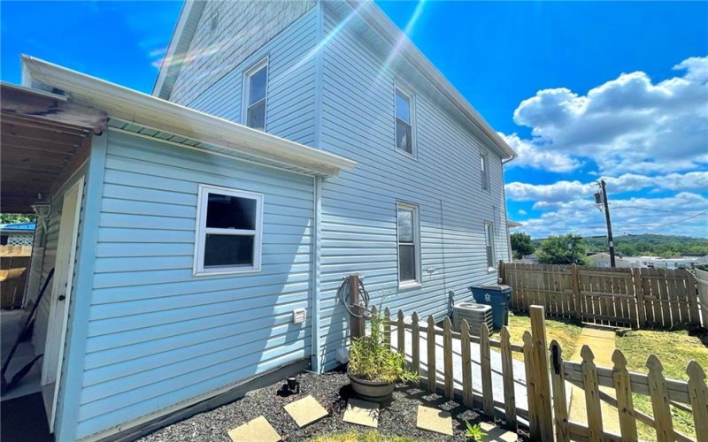 3 5th St, Youngwood, 15697, 3 Bedrooms Bedrooms, 7 Rooms Rooms,1 BathroomBathrooms,Residential,For Sale,5th St,1663034