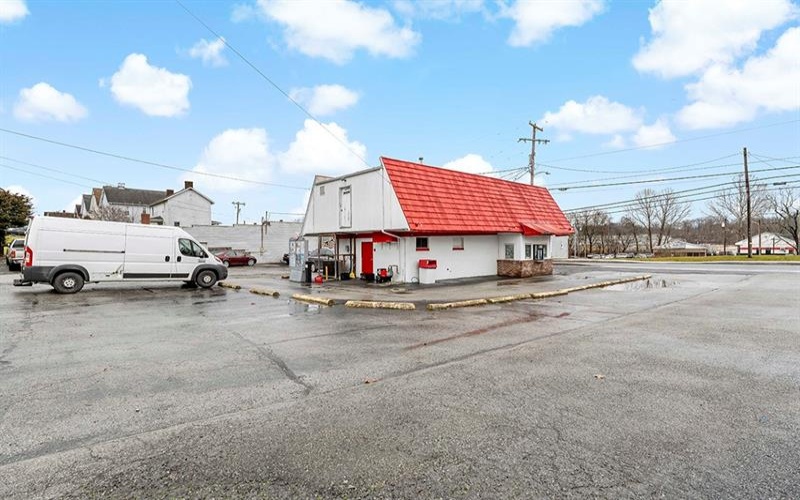 321 4th St, Youngwood, 15697, ,Commercial-industrial-business,For Sale,4th St,1639690