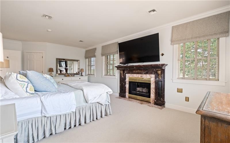 411 Sunset Dr, Rostraver Township, 15012, 5 Bedrooms Bedrooms, 13 Rooms Rooms,4.2 BathroomsBathrooms,Residential,For Sale,Sunset Dr,1664211