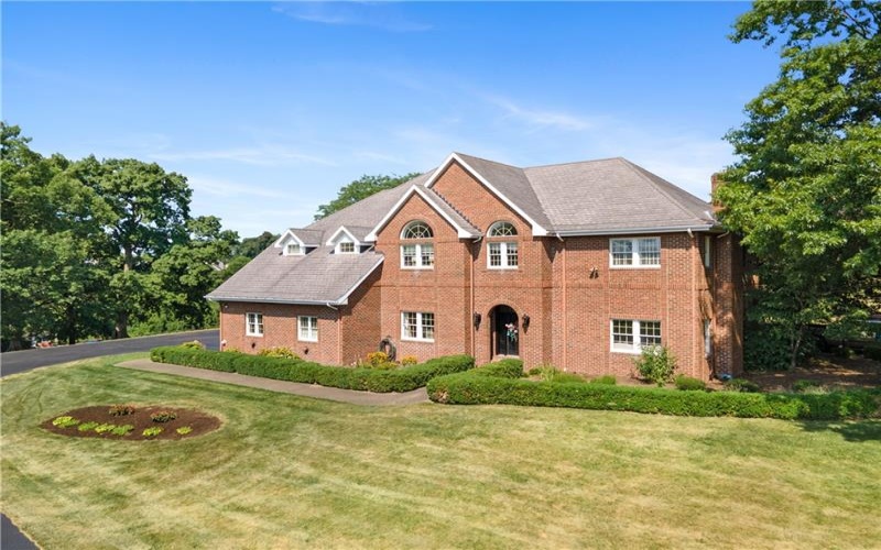 411 Sunset Dr, Rostraver Township, 15012, 5 Bedrooms Bedrooms, 13 Rooms Rooms,4.2 BathroomsBathrooms,Residential,For Sale,Sunset Dr,1664211