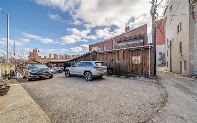 11 E Pgh, Greensburg, 15601, ,Commercial-industrial-business,For Sale,E Pgh,1664697