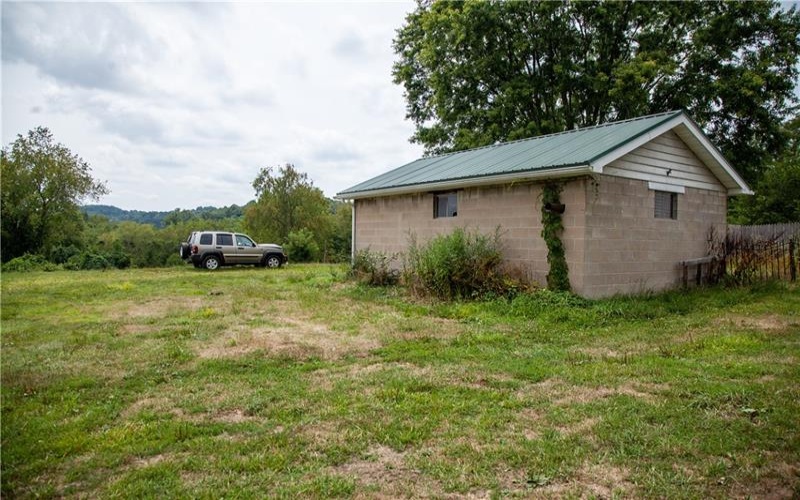776 Route 31, Ruffsdale, 15679, 3 Bedrooms Bedrooms, 7 Rooms Rooms,1.1 BathroomsBathrooms,Residential,For Sale,Route 31,1664658