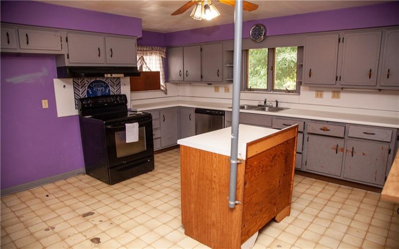 776 Route 31, Ruffsdale, 15679, 3 Bedrooms Bedrooms, 7 Rooms Rooms,1.1 BathroomsBathrooms,Residential,For Sale,Route 31,1664658