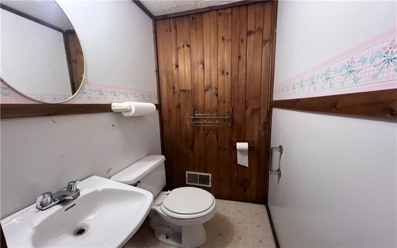 1553 Hancock Avenue, Apollo, 15613, 4 Bedrooms Bedrooms, 12 Rooms Rooms,2.2 BathroomsBathrooms,Residential,For Sale,Hancock Avenue,1664815